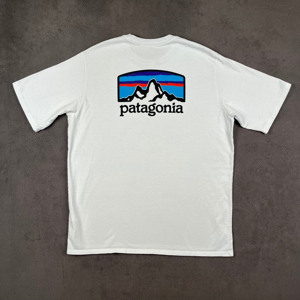 Patagonia Fitz Roy Horizons Responsibili-Tee Shirt Mens Large White 38501